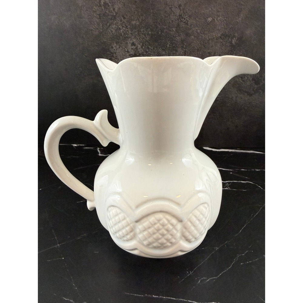VINTAGE California Pottery USA White Pitcher Quilt Pattern 8 3/4in READ